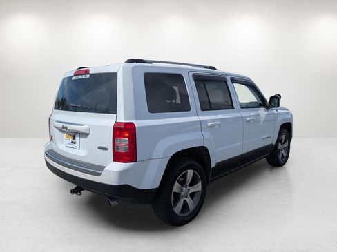 Used 2017 Jeep Patriot High Altitude image 5