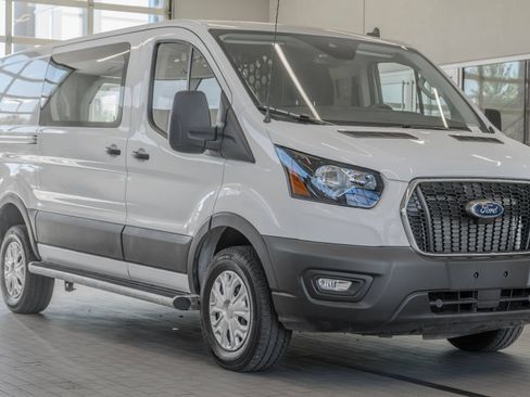 Used 2025 Ford Transit 250 Low Roof w/ Exterior Upgrade Package RWD image 20