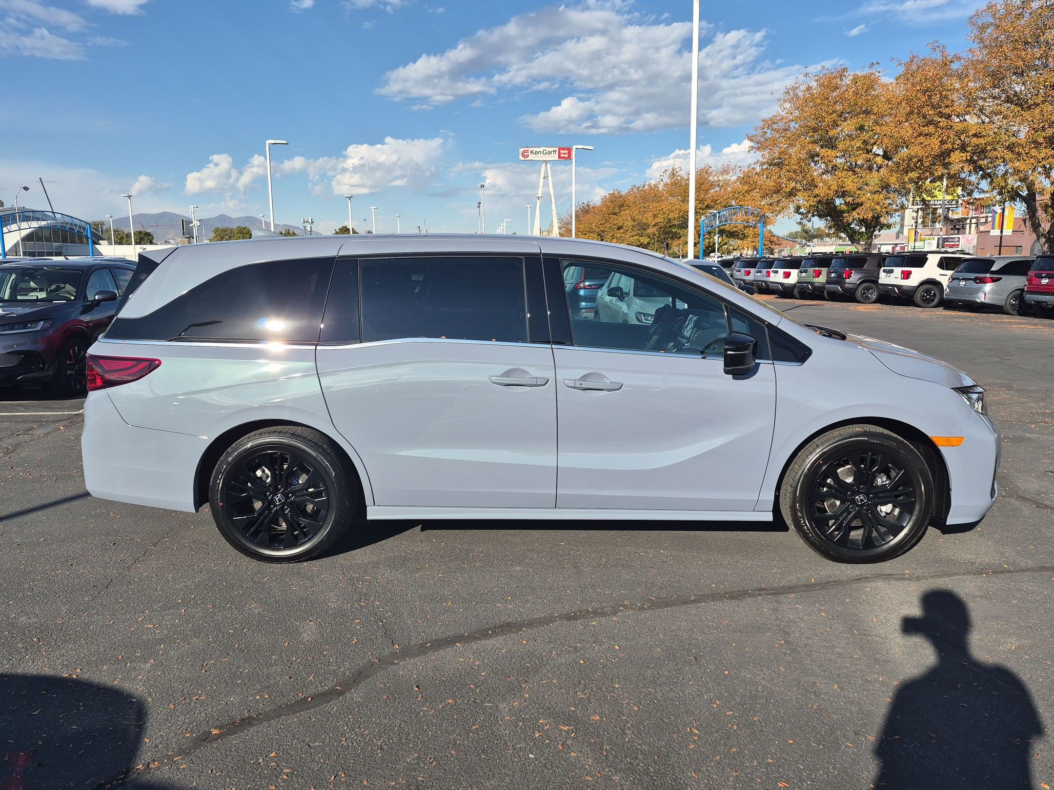 New 2026 Honda Odyssey Sport-L image 2