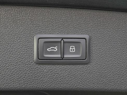 Used 2017 Audi S7 Prestige w/ S7 Sport Package image 12