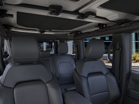 New 2026 Ford Bronco Badlands image 12