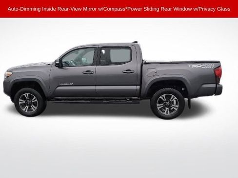 Used 2019 Toyota Tacoma TRD Sport image 8
