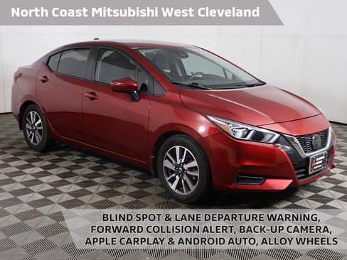 Used 2021 Nissan Versa SV image 1