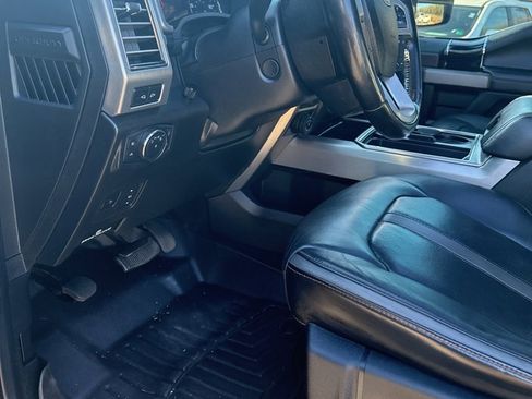 Used 2021 Ford F250 Platinum image 10