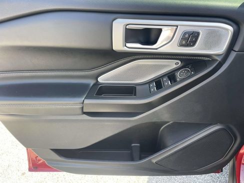 Used 2020 Ford Explorer ST w/ ST Street Pack AWD/4WD image 17