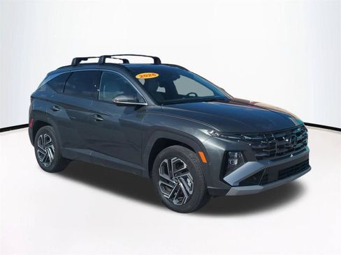 Used 2026 Hyundai Tucson Limited AWD/4WD image 2