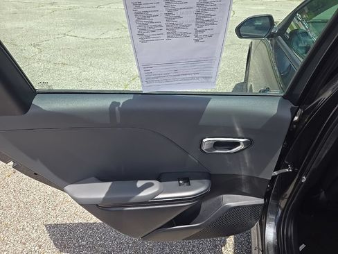 Used 2025 Kia K4 FWD image 18