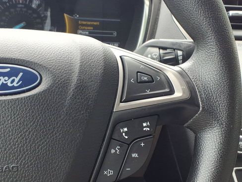 Used 2020 Ford Fusion SE FWD image 20