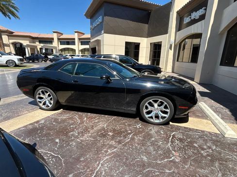 Used 2015 Dodge Challenger SXT Plus RWD image 3