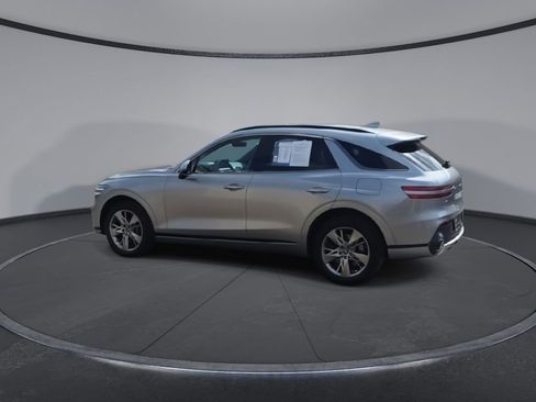 Used 2024 Genesis GV70 3.5T Sport image 6