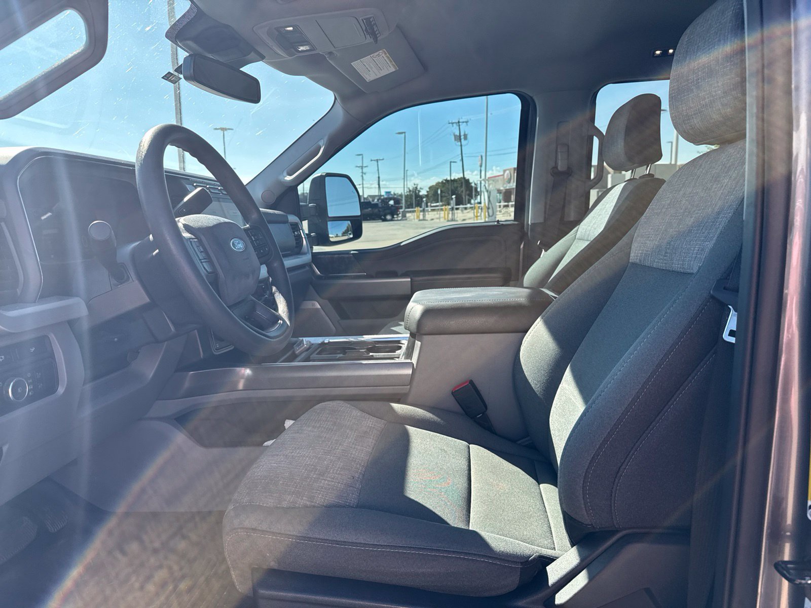 Used 2024 Ford F250 XLT w/ XLT Premium Package AWD/4WD image 11