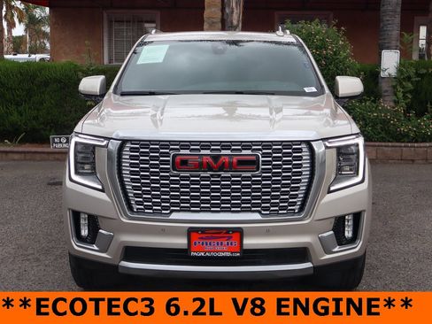 Used 2021 GMC Yukon Denali w/ LPO, Illumination Package image 3