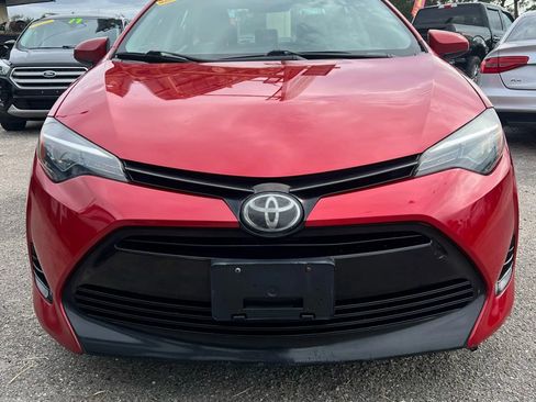Used 2019 Toyota Corolla L image 3