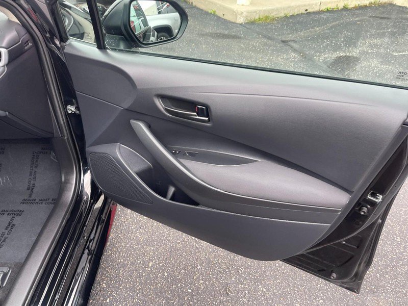 Used 2026 Toyota Corolla LE FWD image 7