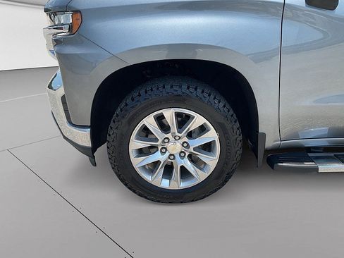 Used 2021 Chevrolet Silverado 1500 LTZ w/ LTZ Premium Package AWD/4WD image 9