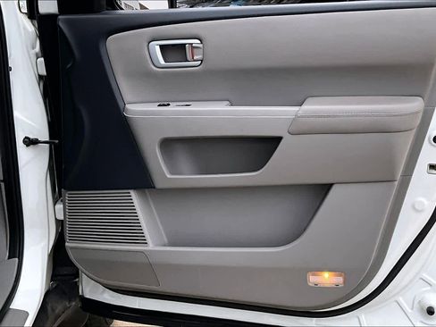 Used 2015 Honda Pilot EX-L image 24