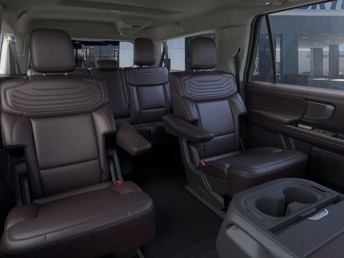 New 2026 Ford Expedition Max Platinum w/ Platinum Ultimate Package AWD/4WD image 13