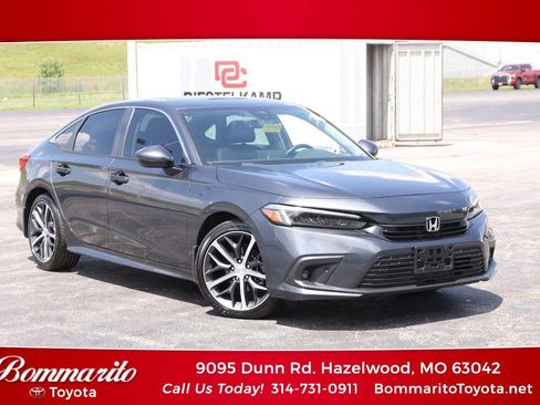 Used 2024 Honda Civic Touring image 1