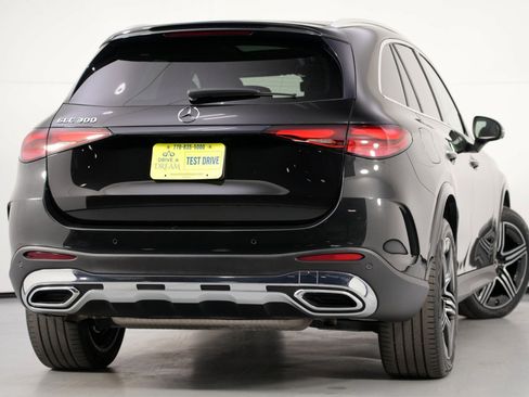 Used 2023 Mercedes-Benz GLC 300 w/ AMG Line image 5