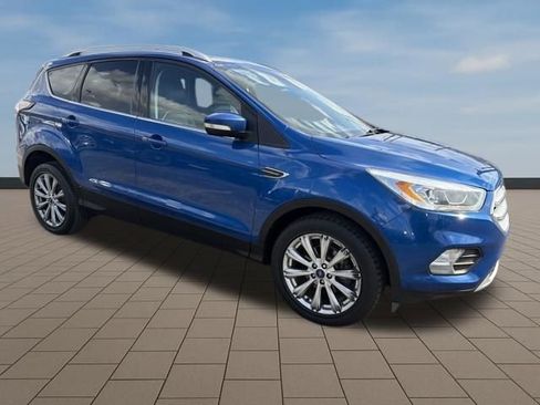 Used 2017 Ford Escape Titanium image 9
