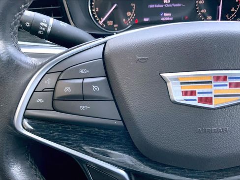 Used 2022 Cadillac XT5 Premium Luxury w/ LPO, Premium Carpet Package image 16