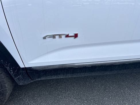 New 2026 GMC Terrain AT4 image 3