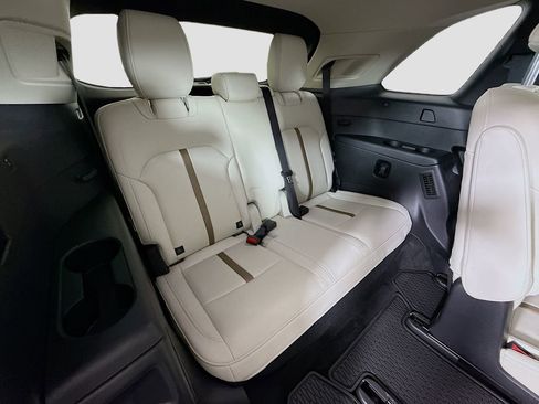 Used 2025 MAZDA CX-90 Plug-In Hybrid w/ Premium Plus image 33