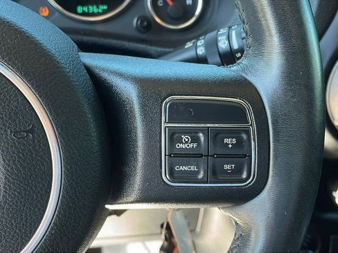 Used 2016 Jeep Wrangler Sport image 13