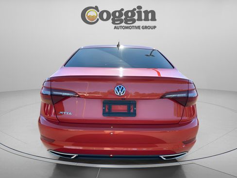 Used 2019 Volkswagen Jetta R-Line image 5