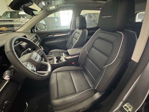 New 2026 GMC Terrain Denali AWD/4WD image 18