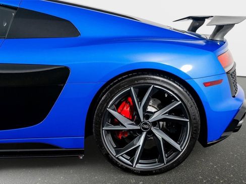 Used 2022 Audi R8 V10 image 17