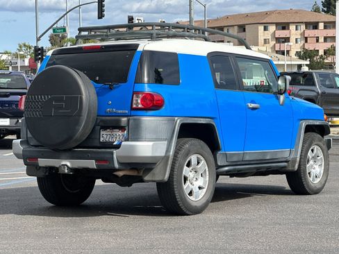 Used 2007 Toyota FJ Cruiser 4WD image 5