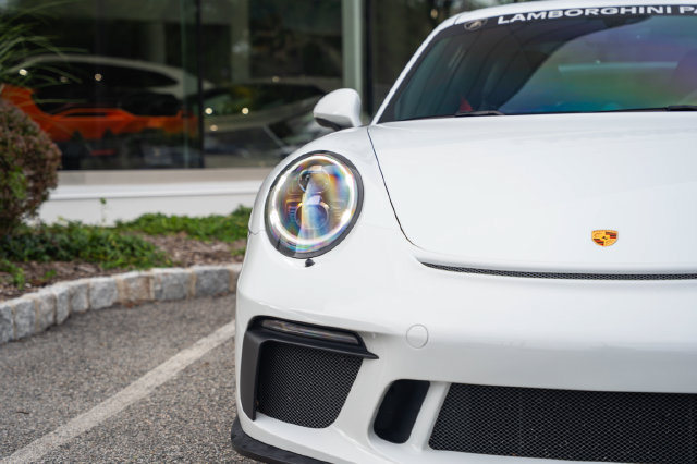 Used 2018 Porsche 911 GT3 RWD image 3