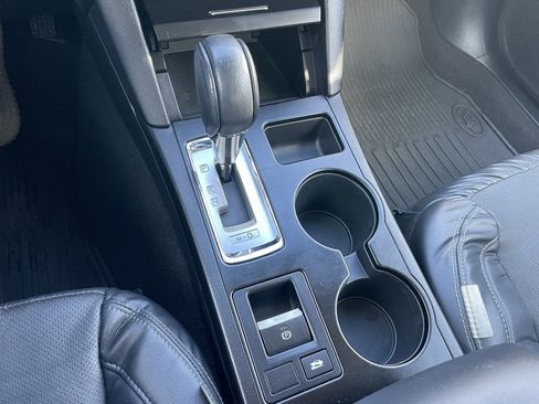 Used 2016 Subaru Legacy 2.5i Limited image 13