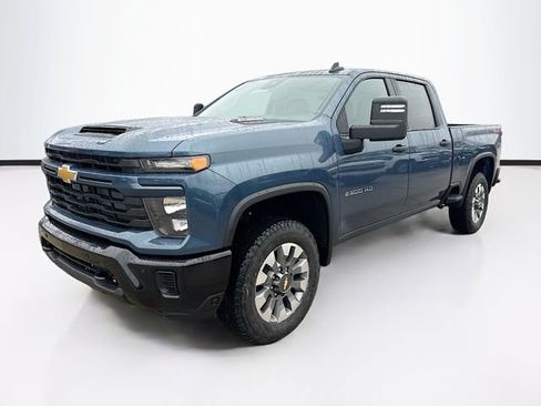New 2026 Chevrolet Silverado 2500 Custom image 1