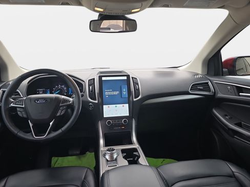 Used 2024 Ford Edge SEL w/ Convenience Package AWD/4WD image 9