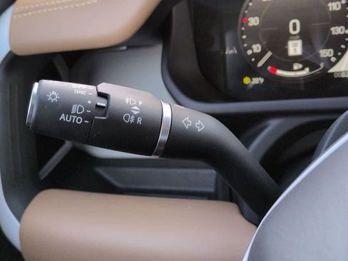 Certified 2025 Land Rover Defender 110 S image 28