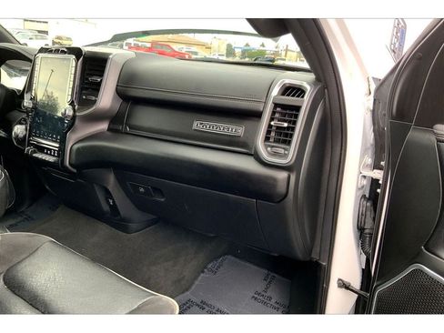 Used 2023 RAM 1500 Laramie AWD/4WD image 18