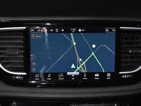 Used 2022 Chrysler Pacifica Pinnacle image 19