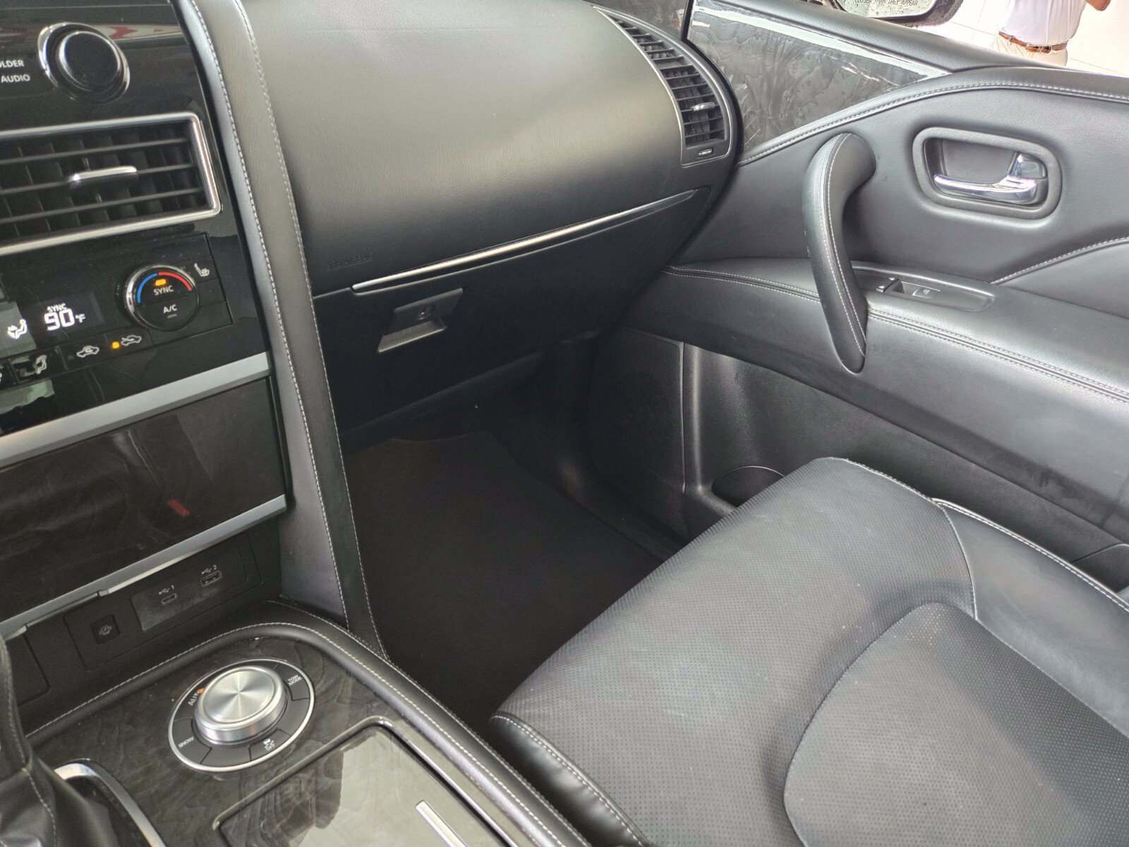 Used 2024 INFINITI QX80 Luxe AWD/4WD image 28