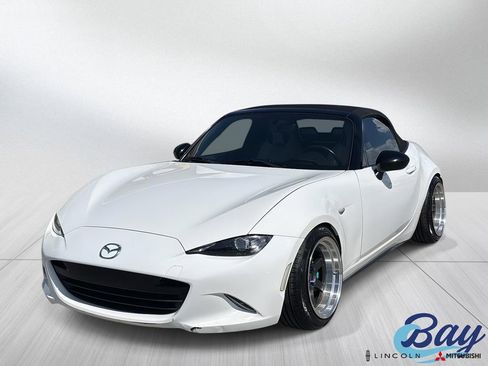 Used 2016 MAZDA MX-5 Miata Sport image 1