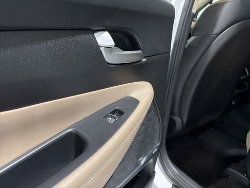 Used 2020 Hyundai Santa Fe SEL w/ Convenience + Premium Package image 36