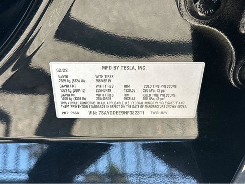 Used 2022 Tesla Model Y Long Range AWD/4WD image 42
