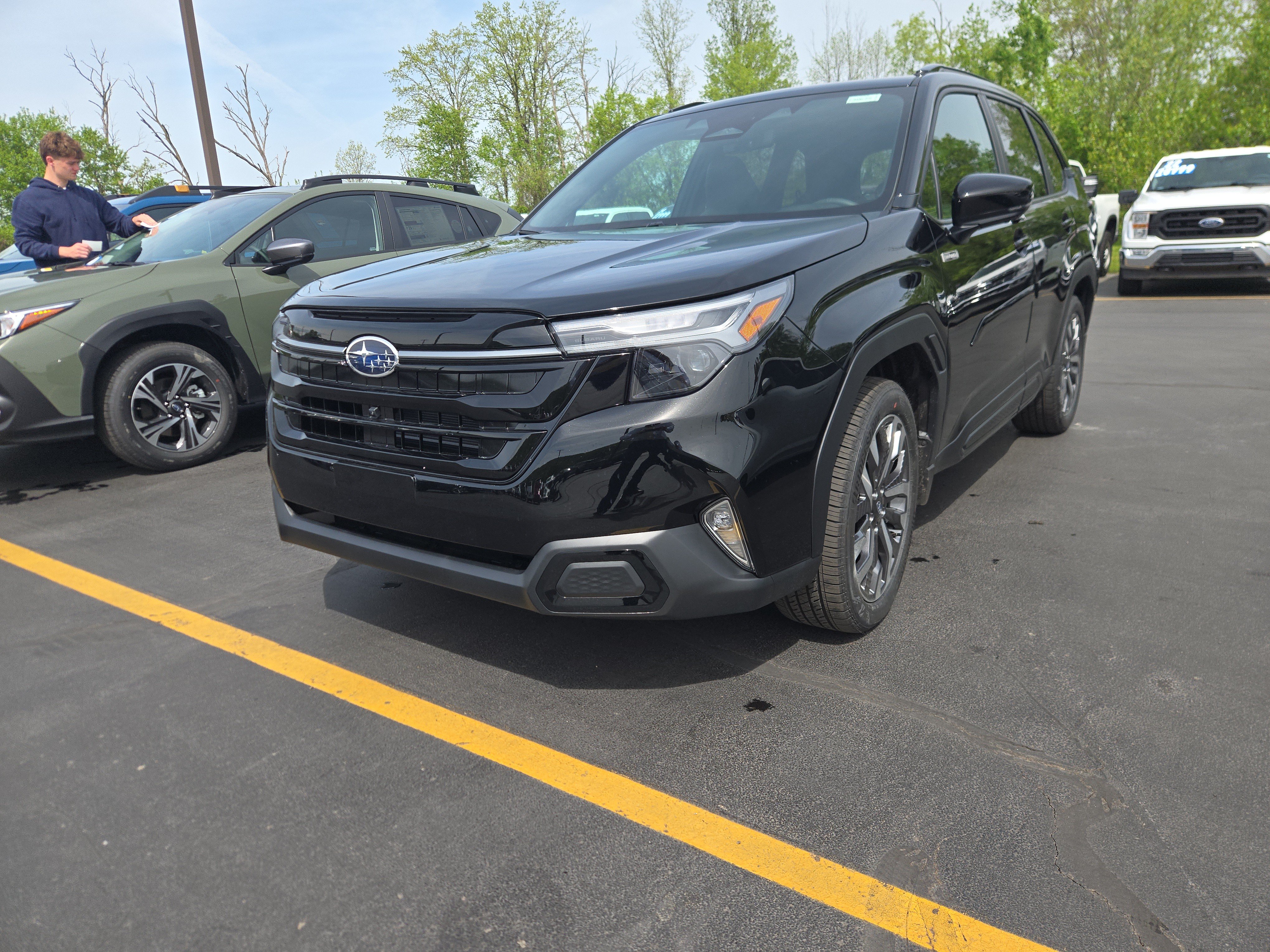 New 2026 Subaru Forester Touring AWD/4WD image 3