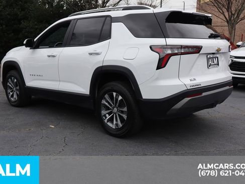 Used 2025 Chevrolet Equinox LT w/ Convenience Package II image 8