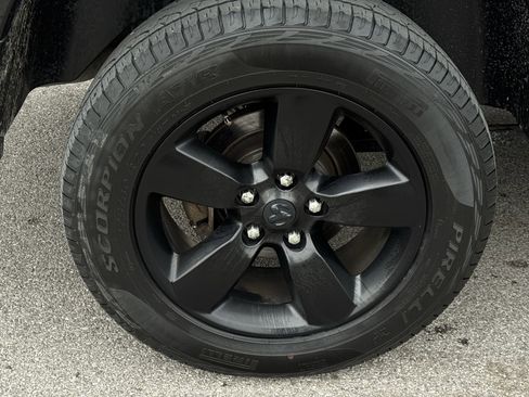 Used 2018 RAM 1500 Express w/ Black Ram 1500 Express Group image 30