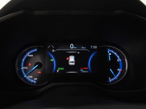 Used 2025 Toyota RAV4 LE AWD/4WD image 26