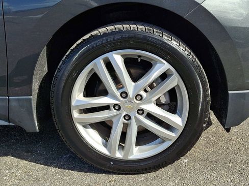 Used 2020 Chevrolet Equinox Premier image 8