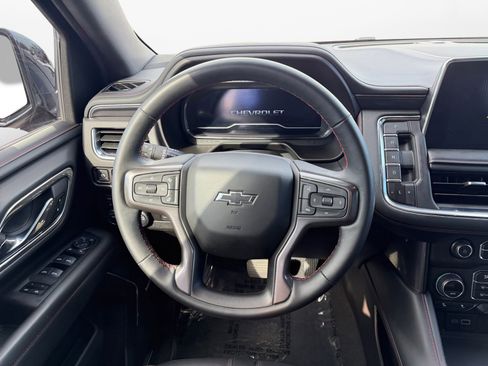 Used 2024 Chevrolet Suburban RST w/ Luxury Package image 12