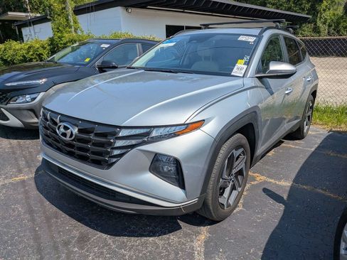 Used 2023 Hyundai Tucson SEL w/ Convenience Package FWD image 3